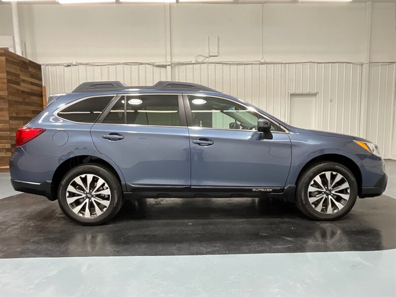 2015 Subaru Outback 3.6R Limited AWD / 3.6L 6Cyl / Leather Sunroof  / Excel Cond - Photo 4 - Gladstone, OR 97027