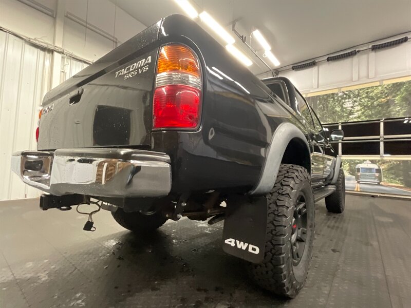 2001 Toyota Tacoma SR5 V6  Double Cab 4X4 / 1-OWNER / LIFTED LIFTED  NEW LIFT w/ NEW 33 " BF GOODRICH TIRES & 17 " OEM TRD WHEELS / TIMING BELT DONE / RUST FREE - Photo 11 - Gladstone, OR 97027