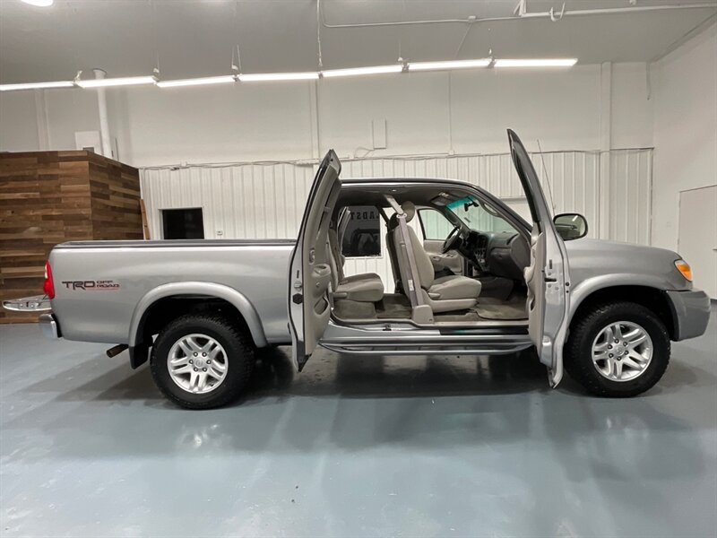 2005 Toyota Tundra SR5 TRD OFF RD 4X4 / V8 / 1-OWNER / NEW TIRES  / ZERO RUST / TIMING BELT SERVICE RECENTLY DONE - Photo 6 - Gladstone, OR 97027