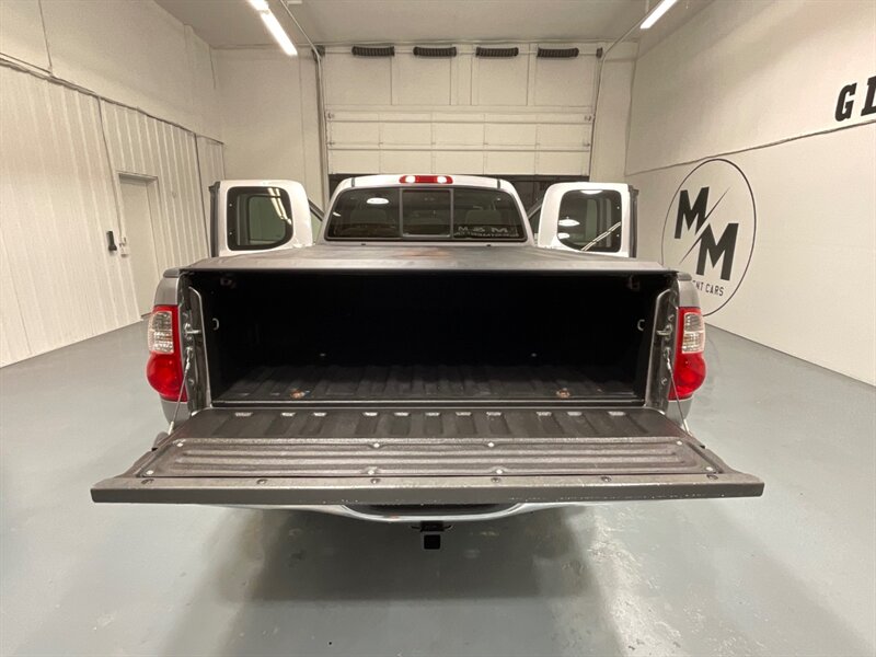 2005 Toyota Tundra SR5 TRD OFF RD 4X4 / V8 / 1-OWNER / NEW TIRES  / ZERO RUST / TIMING BELT SERVICE RECENTLY DONE - Photo 35 - Gladstone, OR 97027