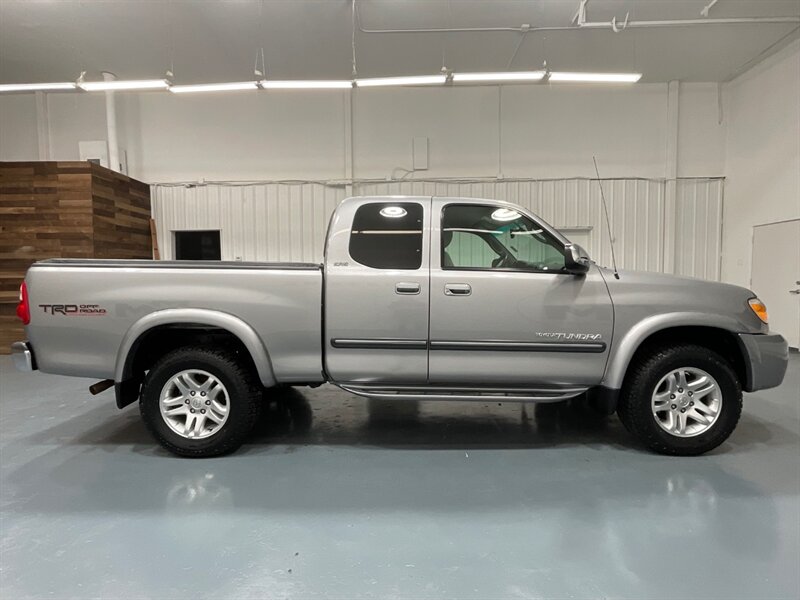 2005 Toyota Tundra SR5 TRD OFF RD 4X4 / V8 / 1-OWNER / NEW TIRES  / ZERO RUST / TIMING BELT SERVICE RECENTLY DONE - Photo 4 - Gladstone, OR 97027