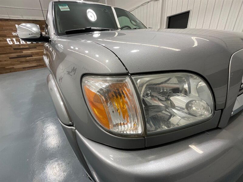 2005 Toyota Tundra SR5 TRD OFF RD 4X4 / V8 / 1-OWNER / NEW TIRES  / ZERO RUST / TIMING BELT SERVICE RECENTLY DONE - Photo 26 - Gladstone, OR 97027