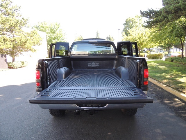 1999 Dodge Ram 2500 ST/ 4WD/ 5.9L Cummins Diesel/ 5-Speed Manual   - Photo 14 - Portland, OR 97217