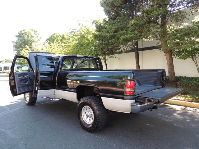 1999 Dodge Ram 2500 ST/ 4WD/ 5.9L Cummins Diesel/ 5-Speed Manual   - Photo 13 - Portland, OR 97217