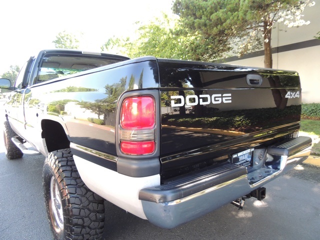 1999 Dodge Ram 2500 ST/ 4WD/ 5.9L Cummins Diesel/ 5-Speed Manual   - Photo 38 - Portland, OR 97217