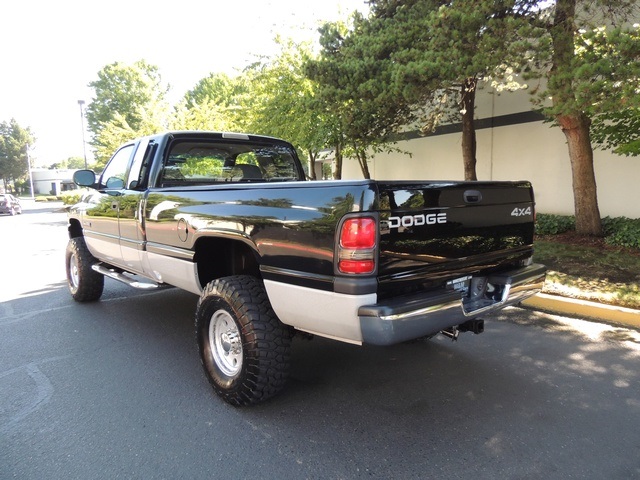 1999 Dodge Ram 2500 ST/ 4WD/ 5.9L Cummins Diesel/ 5-Speed Manual   - Photo 9 - Portland, OR 97217