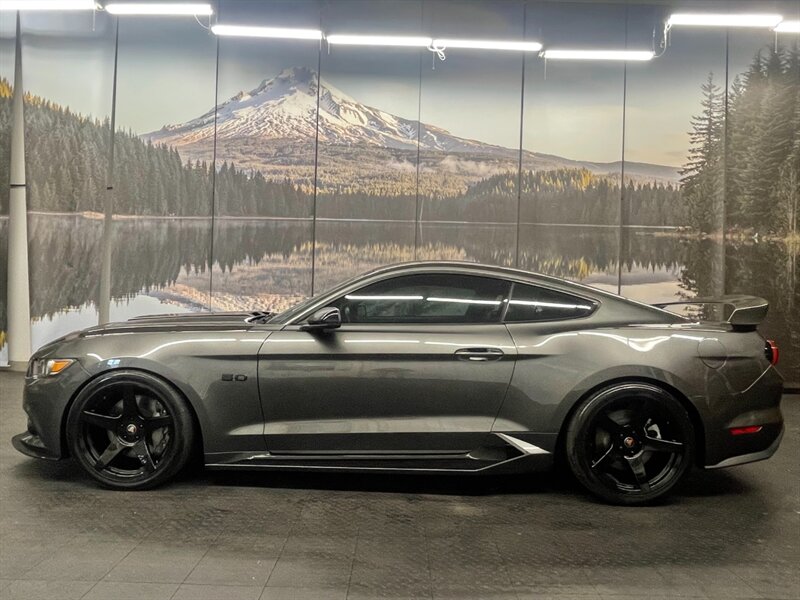 2016 Ford Mustang GT Coupe / 5.0L / 6-SPEED /UPGRADED / 17,000 MILES   - Photo 3 - Gladstone, OR 97027