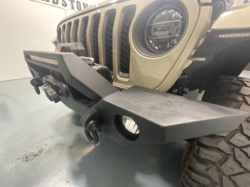 2020 Jeep Gladiator Rubicon 4X4 / CUSTOM BUILD / LIFTED / 20,000 MILES  / Leather / Navigation / 6-INC LIFT w. 37 inc MUD TIRES - Photo 11 - Gladstone, OR 97027