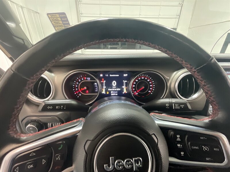 2020 Jeep Gladiator Rubicon 4X4 / CUSTOM BUILD / LIFTED / 20,000 MILES  / Leather / Navigation / 6-INC LIFT w. 37 inc MUD TIRES - Photo 54 - Gladstone, OR 97027