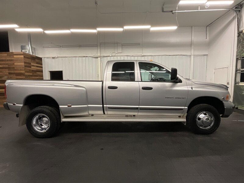 2003 Dodge Ram Pickup 3500 SLT 4X4 5.9L CUMMINS DIESEL / DUALLY / 6-SPEED  NEW TIRES / DUALLY / 6-SPEED MANUAL / 105,000 MILES - Photo 4 - Gladstone, OR 97027