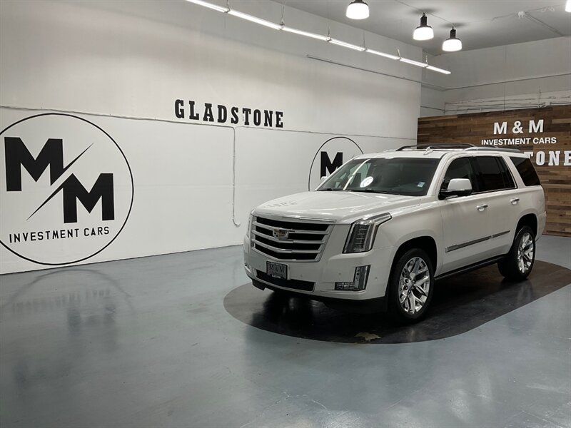 2017 Cadillac Escalade Premium Luxury 4X4 / 6.2L V8 / LOADED / 62K MILES   - Photo 67 - Gladstone, OR 97027