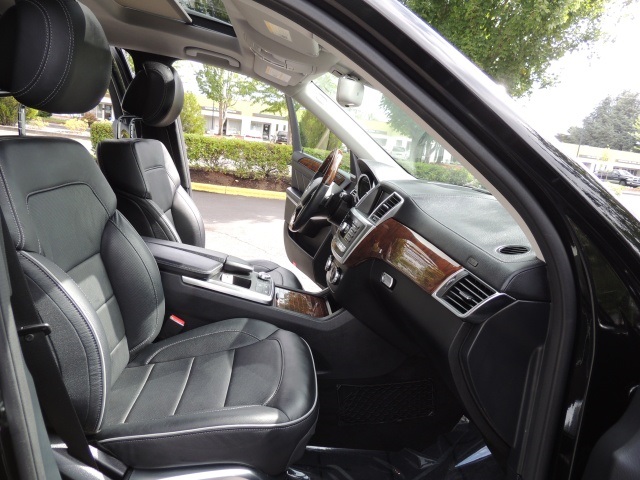 2013 Mercedes-Benz GL550 / 4-MATIC/ Third Seat  / 1-OWNER / LOADED   - Photo 18 - Portland, OR 97217