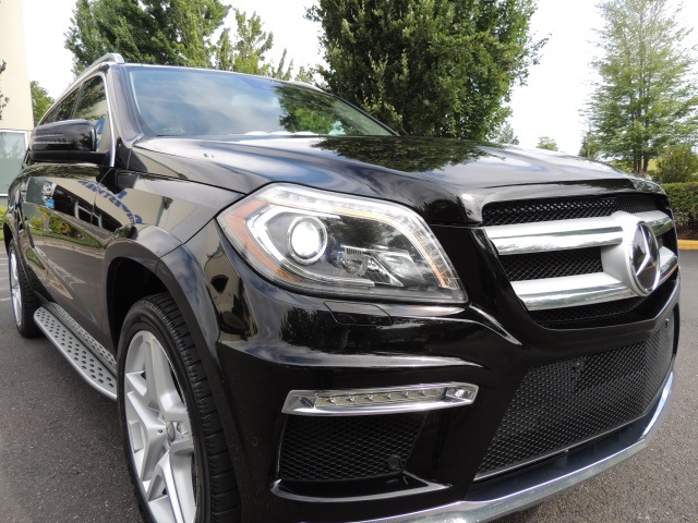 2013 Mercedes-Benz GL550 / 4-MATIC/ Third Seat  / 1-OWNER / LOADED   - Photo 10 - Portland, OR 97217