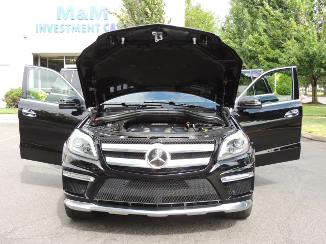 2013 Mercedes-Benz GL550 / 4-MATIC/ Third Seat  / 1-OWNER / LOADED   - Photo 32 - Portland, OR 97217