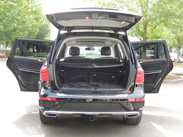 2013 Mercedes-Benz GL550 / 4-MATIC/ Third Seat  / 1-OWNER / LOADED   - Photo 28 - Portland, OR 97217