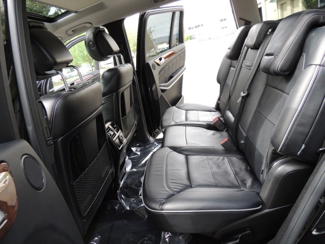 2013 Mercedes-Benz GL550 / 4-MATIC/ Third Seat  / 1-OWNER / LOADED   - Photo 15 - Portland, OR 97217