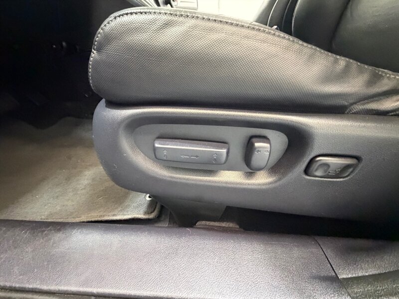 2010 Honda CR-V EX-L Sport Utility 4Cyl / New Tires / 86K Miles  / Backup Camera / Leather w. Heated Seats - Photo 19 - Gladstone, OR 97027