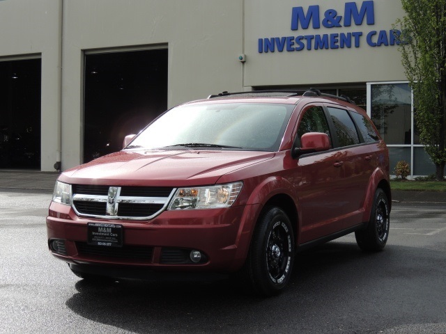 2009 Dodge Journey SXT AWD / Rear DVD / Back-Up Camera/ LOW 52k Miles   - Photo 1 - Portland, OR 97217