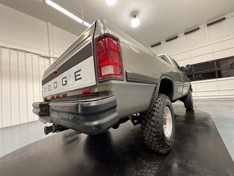 1993 Dodge RAM 250 LE 4X4 / 5.9L TURBO DIESEL / 5-SPEED /114,000 MILE  / RUNS GREAT - Photo 26 - Gladstone, OR 97027