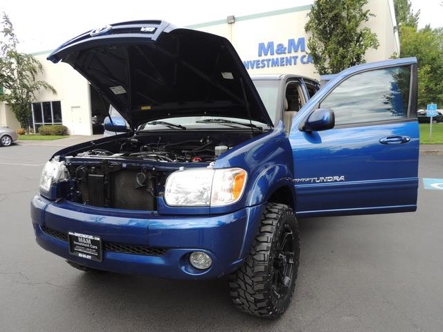 2005 Toyota Tundra Limited 4dr Double Cab / 4X4 / Navigation / LIFTED   - Photo 25 - Portland, OR 97217