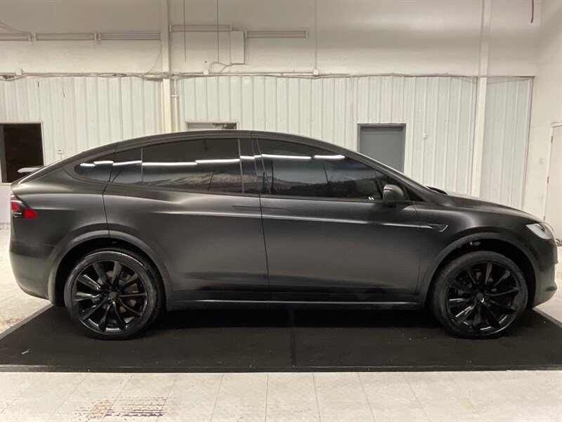 2020 Tesla Model X Long Range Plus AWD /3RD ROW SEAT/FULL SELF DRIVE  / 1-OWNER / 22 "  Wheel Rim Turbine Black / 7-Passenger / 23,000 MILES - Photo 4 - Gladstone, OR 97027