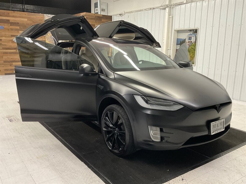 2020 Tesla Model X Long Range Plus AWD /3RD ROW SEAT/FULL SELF DRIVE  / 1-OWNER / 22 "  Wheel Rim Turbine Black / 7-Passenger / 23,000 MILES - Photo 23 - Gladstone, OR 97027