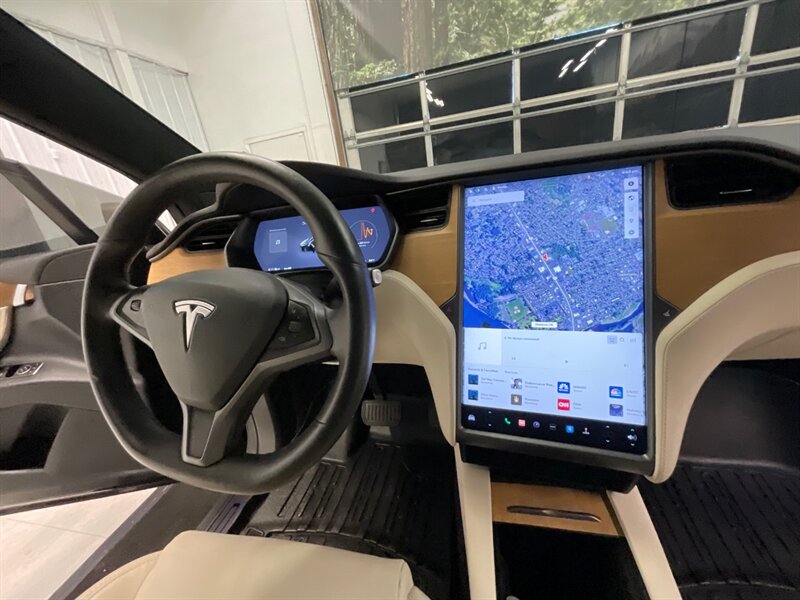 2020 Tesla Model X Long Range Plus AWD /3RD ROW SEAT/FULL SELF DRIVE  / 1-OWNER / 22 "  Wheel Rim Turbine Black / 7-Passenger / 23,000 MILES - Photo 17 - Gladstone, OR 97027