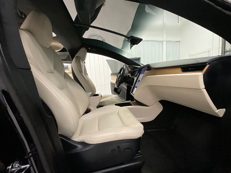 2020 Tesla Model X Long Range Plus AWD /3RD ROW SEAT/FULL SELF DRIVE  / 1-OWNER / 22 "  Wheel Rim Turbine Black / 7-Passenger / 23,000 MILES - Photo 15 - Gladstone, OR 97027