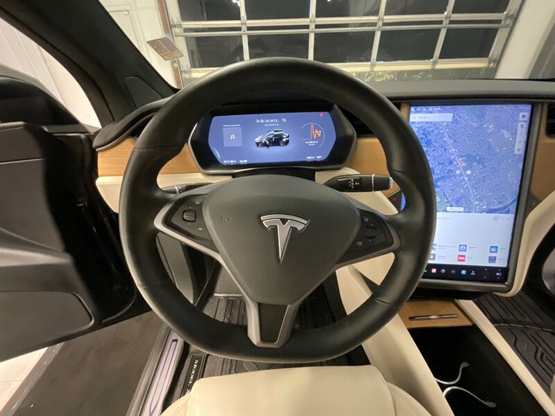 2020 Tesla Model X Long Range Plus AWD /3RD ROW SEAT/FULL SELF DRIVE  / 1-OWNER / 22 "  Wheel Rim Turbine Black / 7-Passenger / 23,000 MILES - Photo 21 - Gladstone, OR 97027