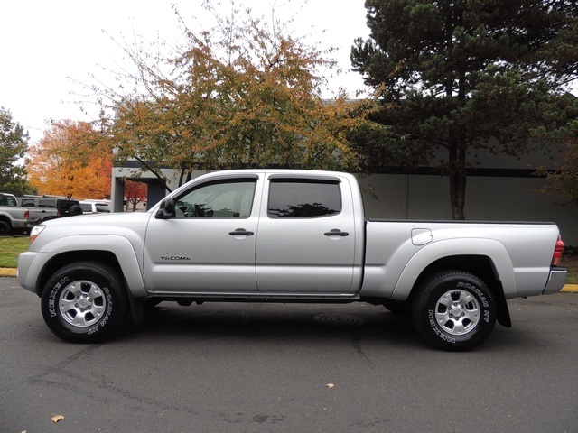 2005 Toyota Tacoma V6 / 4X4 / DOUBLE CAB / Long Bed / 1-OWNER