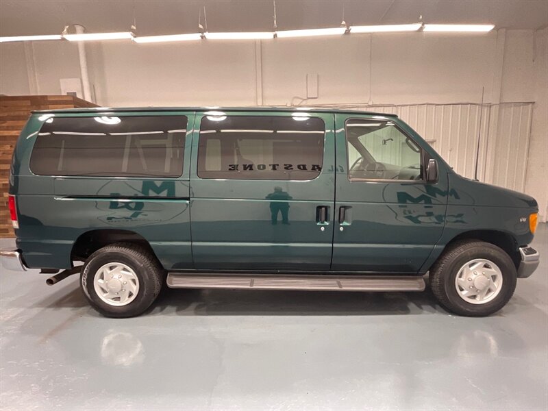 2001 Ford E-350 SD XLT Passenger Van 11-Passenger /111K Mile  /1-TON / 6.8L V10 / ZERO RUST - Photo 4 - Gladstone, OR 97027