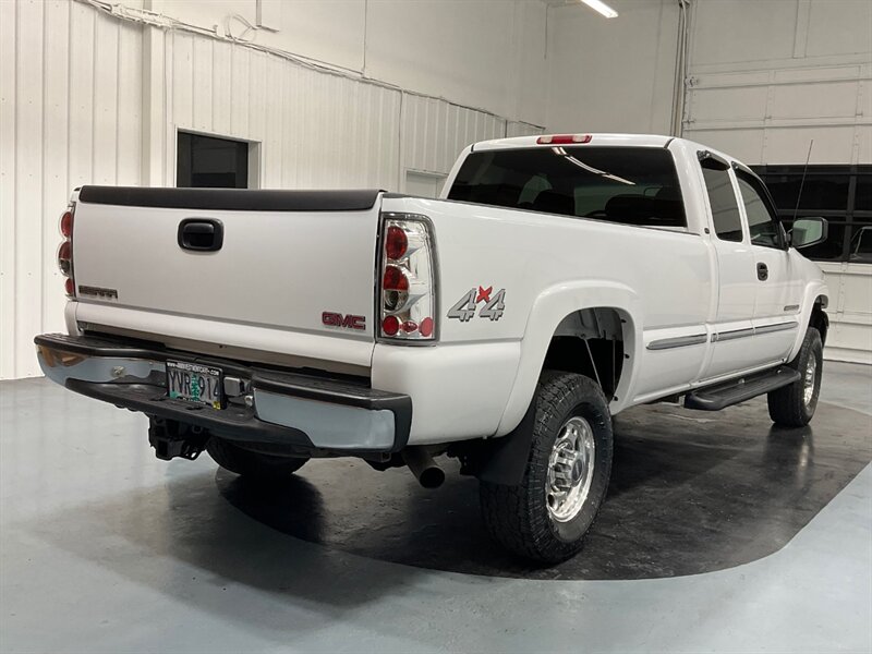 2001 GMC Sierra 2500 SLT 4Dr 4X4 / 8.1L V8 / Leather / 94,000 MILES  / LOCAL TRUCK NO RUST - Photo 8 - Gladstone, OR 97027