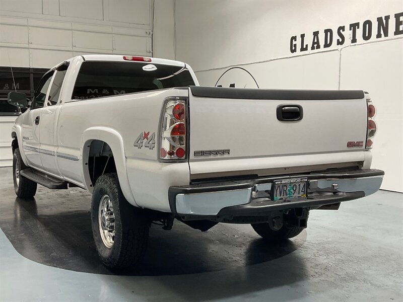 2001 GMC Sierra 2500 SLT 4Dr 4X4 / 8.1L V8 / Leather / 94,000 MILES  / LOCAL TRUCK NO RUST - Photo 9 - Gladstone, OR 97027