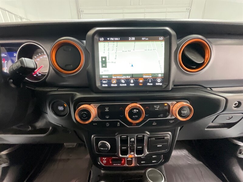 2020 Jeep Gladiator Mojave Pickup 4X4 / 1-OWNER / LIFTED / 31K MILES  / ZERO RUST / LIFTED w. 35 " BF GOODRICH TIRES & ICON WHEELS / Premium Audio Group / Alpine Sound - Photo 64 - Gladstone, OR 97027