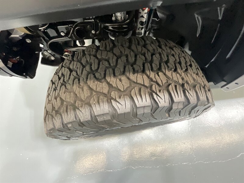 2020 Jeep Gladiator Mojave Pickup 4X4 / 1-OWNER / LIFTED / 31K MILES  / ZERO RUST / LIFTED w. 35 " BF GOODRICH TIRES & ICON WHEELS / Premium Audio Group / Alpine Sound - Photo 24 - Gladstone, OR 97027