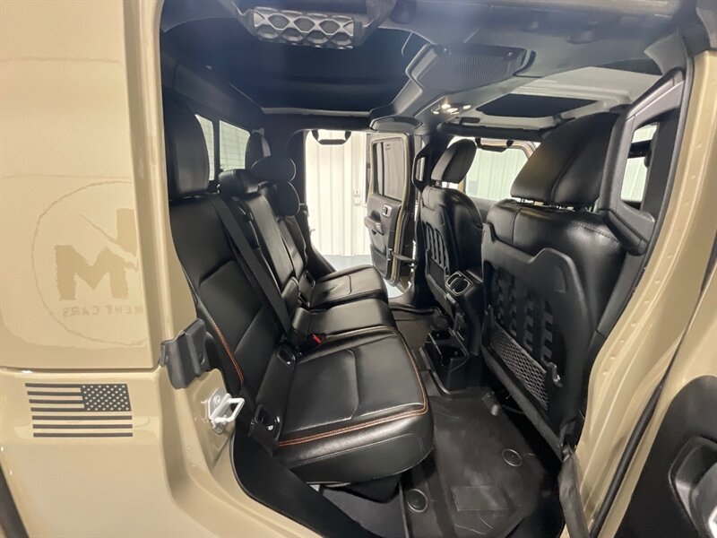 2020 Jeep Gladiator Mojave Pickup 4X4 / 1-OWNER / LIFTED / 31K MILES  / ZERO RUST / LIFTED w. 35 " BF GOODRICH TIRES & ICON WHEELS / Premium Audio Group / Alpine Sound - Photo 16 - Gladstone, OR 97027