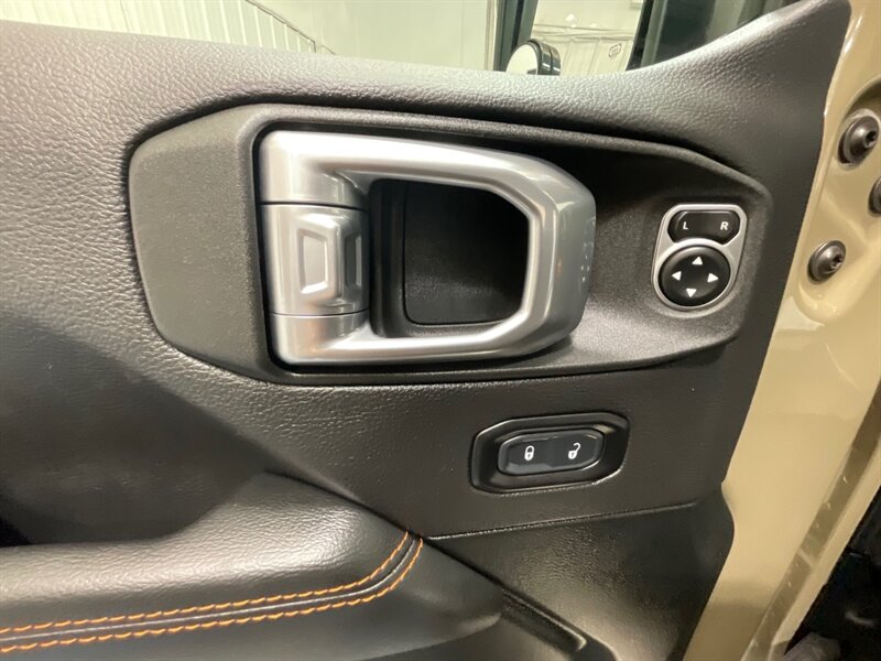 2020 Jeep Gladiator Mojave Pickup 4X4 / 1-OWNER / LIFTED / 31K MILES  / ZERO RUST / LIFTED w. 35 " BF GOODRICH TIRES & ICON WHEELS / Premium Audio Group / Alpine Sound - Photo 53 - Gladstone, OR 97027
