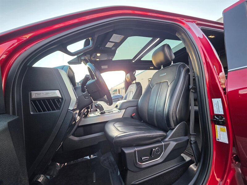 2017 Ford F-150 PLATINUM / 4X4 / PANORAMA ROOF / FULLY LOADED / SUPERCREW CAB / RADAR CRUISE / BLIND SPOT / REAR DIFFERENTIAL LOCKER - Photo 13 - Portland, OR 97217