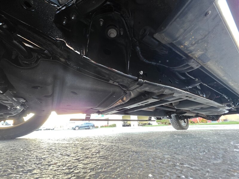 2017 Ford F-150 PLATINUM / 4X4 / PANORAMA ROOF / FULLY LOADED / SUPERCREW CAB / RADAR CRUISE / BLIND SPOT / REAR DIFFERENTIAL LOCKER - Photo 24 - Portland, OR 97217