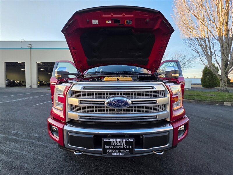 2017 Ford F-150 PLATINUM / 4X4 / PANORAMA ROOF / FULLY LOADED / SUPERCREW CAB / RADAR CRUISE / BLIND SPOT / REAR DIFFERENTIAL LOCKER - Photo 29 - Portland, OR 97217