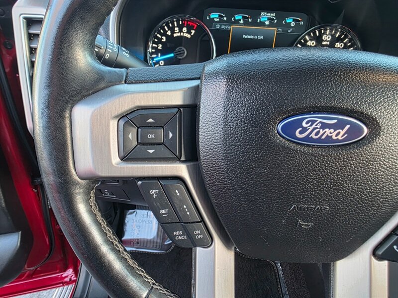 2017 Ford F-150 PLATINUM / 4X4 / PANORAMA ROOF / FULLY LOADED / SUPERCREW CAB / RADAR CRUISE / BLIND SPOT / REAR DIFFERENTIAL LOCKER - Photo 41 - Portland, OR 97217