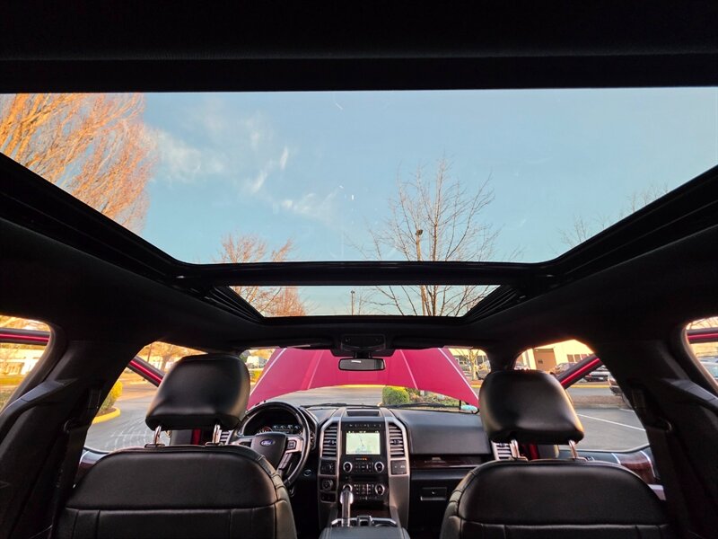 2017 Ford F-150 PLATINUM / 4X4 / PANORAMA ROOF / FULLY LOADED / SUPERCREW CAB / RADAR CRUISE / BLIND SPOT / REAR DIFFERENTIAL LOCKER - Photo 17 - Portland, OR 97217