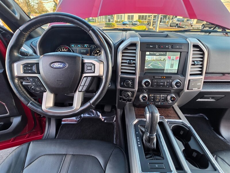 2017 Ford F-150 PLATINUM / 4X4 / PANORAMA ROOF / FULLY LOADED / SUPERCREW CAB / RADAR CRUISE / BLIND SPOT / REAR DIFFERENTIAL LOCKER - Photo 56 - Portland, OR 97217