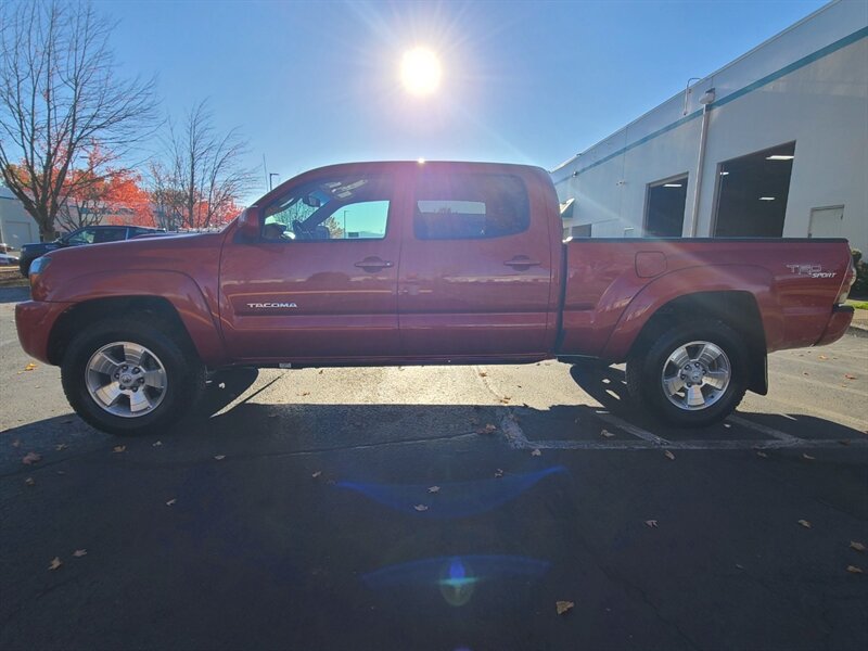 2011 Toyota Tacoma Pre-Runner DOUBLE CAB / LONG BED / TRD SPORT  / V6 4.0L / BACK CAM / NO RUST / 130K MILES ONLY - Photo 3 - Portland, OR 97217