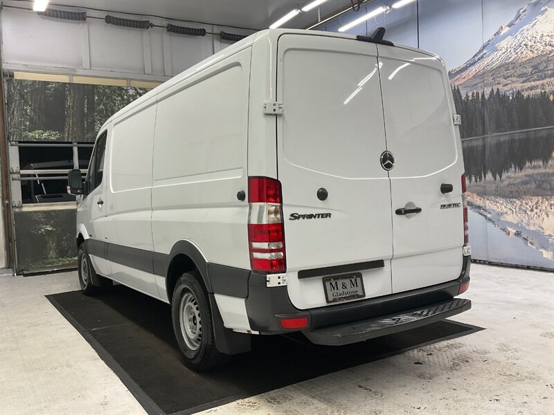 2012 Mercedes-Benz Sprinter 2500 CARGO VAN / 3.0L V6 DIESEL / Backup Camera  / STANDARD ROOF w. 144 " WB / 130,000 MILES - Photo 7 - Gladstone, OR 97027