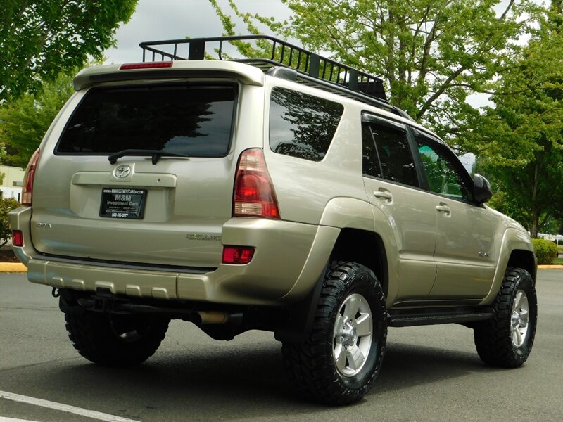 2004 Toyota 4Runner SR5 4X4 / V8 / 3RD ROW SEAT / DIFF LOCK / LIFTED   - Photo 8 - Portland, OR 97217