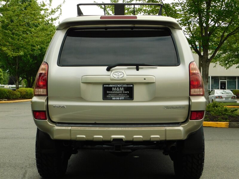 2004 Toyota 4Runner SR5 4X4 / V8 / 3RD ROW SEAT / DIFF LOCK / LIFTED   - Photo 6 - Portland, OR 97217