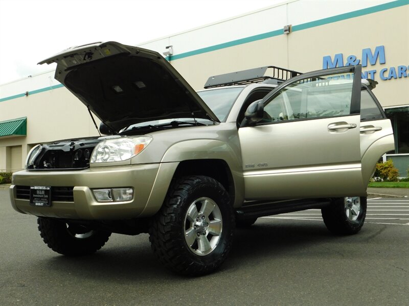 2004 Toyota 4Runner SR5 4X4 / V8 / 3RD ROW SEAT / DIFF LOCK / LIFTED   - Photo 27 - Portland, OR 97217