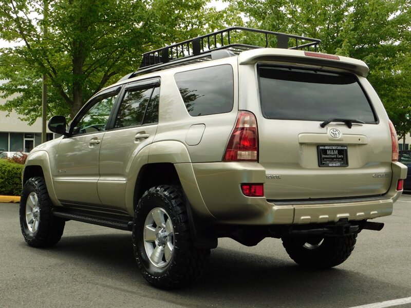 2004 Toyota 4Runner SR5 4X4 / V8 / 3RD ROW SEAT / DIFF LOCK / LIFTED   - Photo 7 - Portland, OR 97217