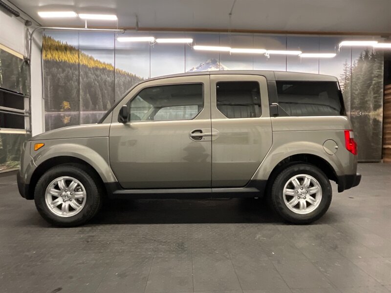 2008 Honda Element EX Sport Utility AWD / 1-OWNER / ONLY 21,000 MILES   - Photo 3 - Gladstone, OR 97027